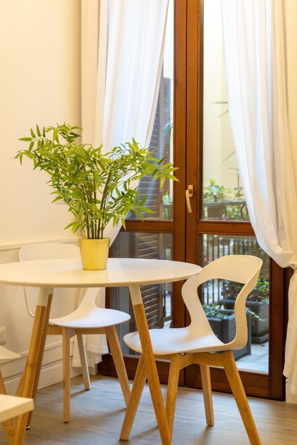 Hotel Mama House à Milan Extérieur photo