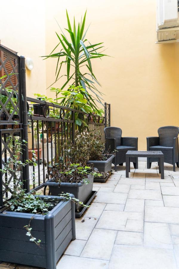 Hotel Mama House à Milan Extérieur photo