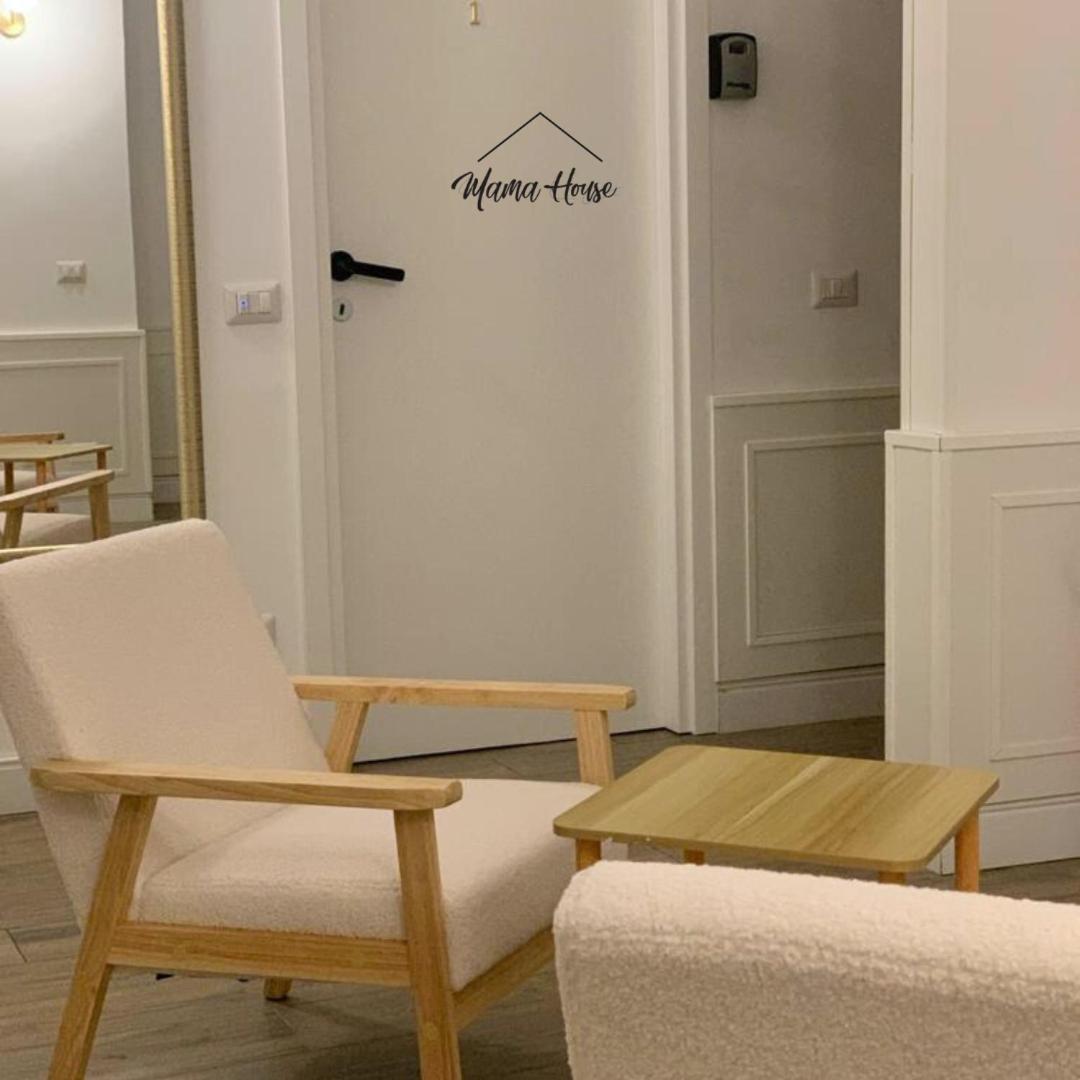 Hotel Mama House à Milan Extérieur photo